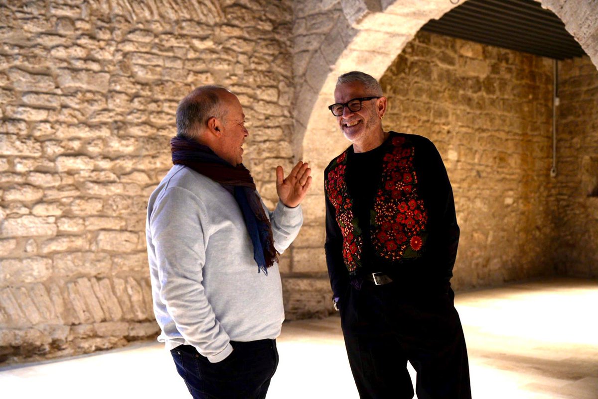 LletresBarbares tweet media