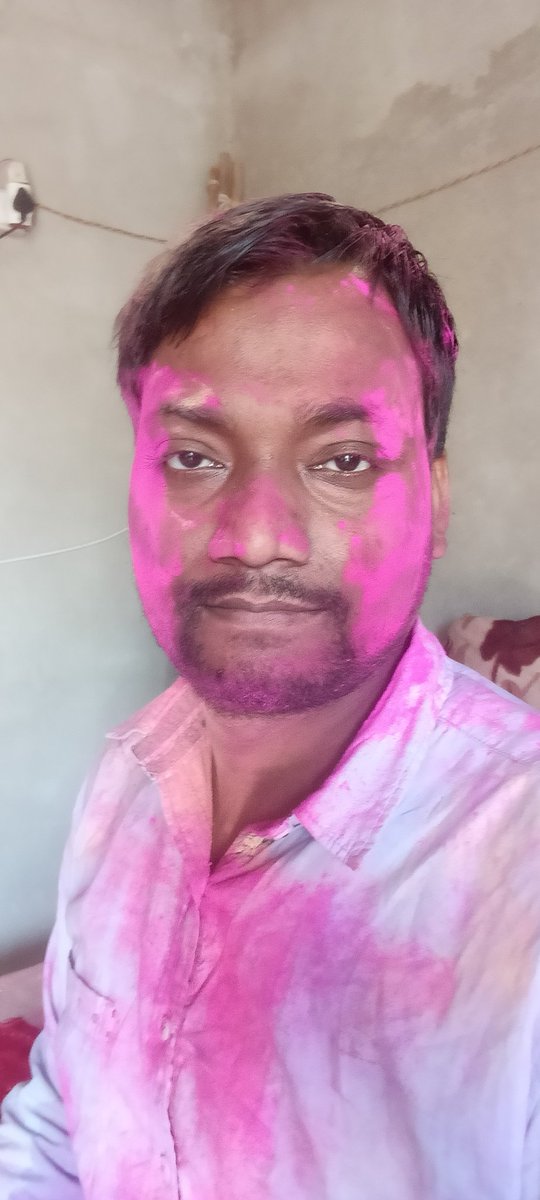 Ajaysin4390's tweet photo. रंगों का पावन पर्व होली आप सभी के जीवन में आनंद, प्रेम और आपसी सद्भाव के नए रंग भर दे। कामना है कि यह उत्सव हमारे रिश्तों को और मजबूत करे, मन की सभी दूरियों को मिटाए और समाज में खुशहाली, सौहार्द और सकारात्मकता का संदेश फैलाए।

आप सभी देशवासियों को होली की ढेर सारी शुभकामनाएँ। https://t.co/9AdSpC9iRR