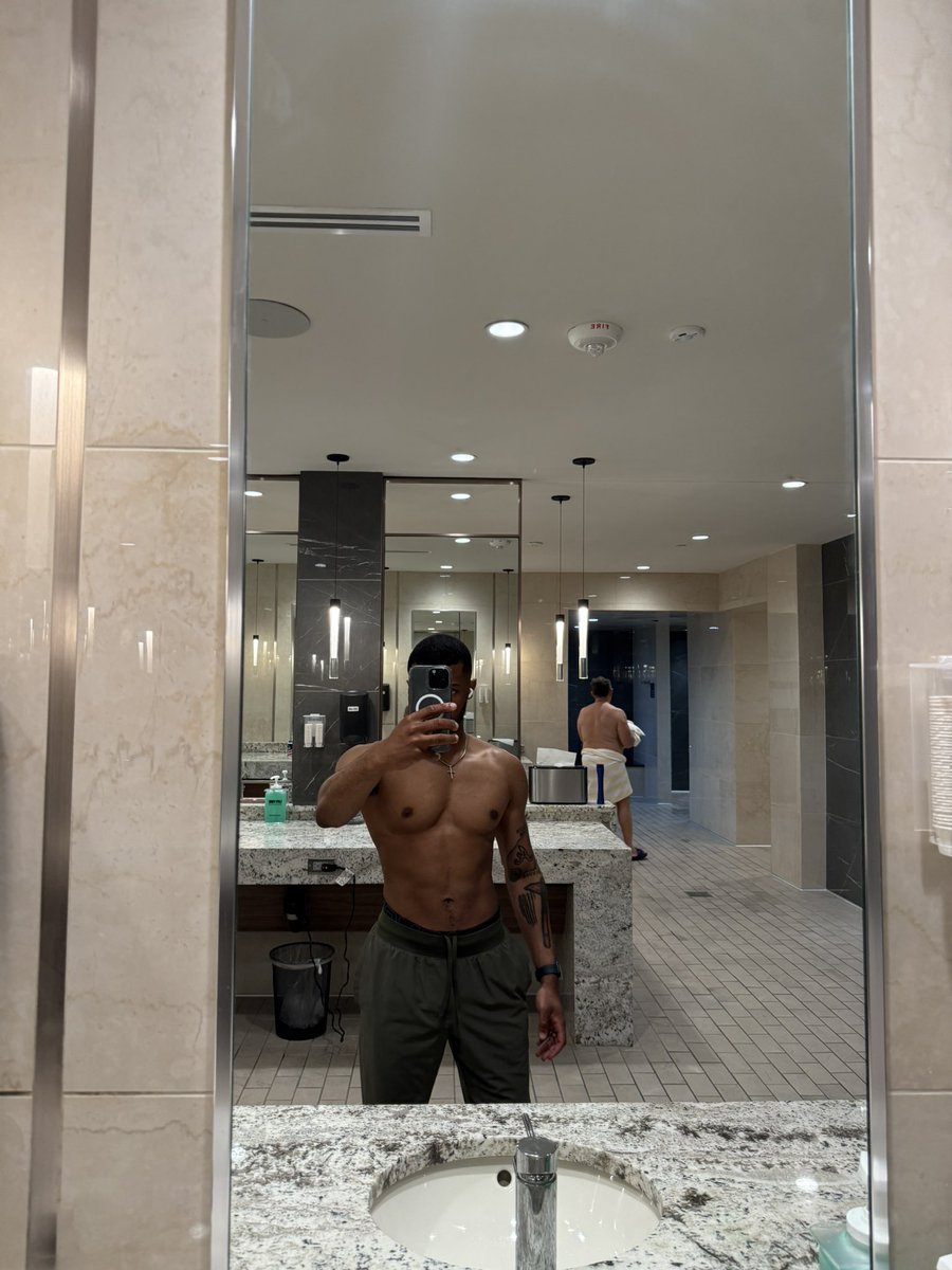 ZahirMuid's tweet photo. get to the gym. https://t.co/vGbAnyoggM