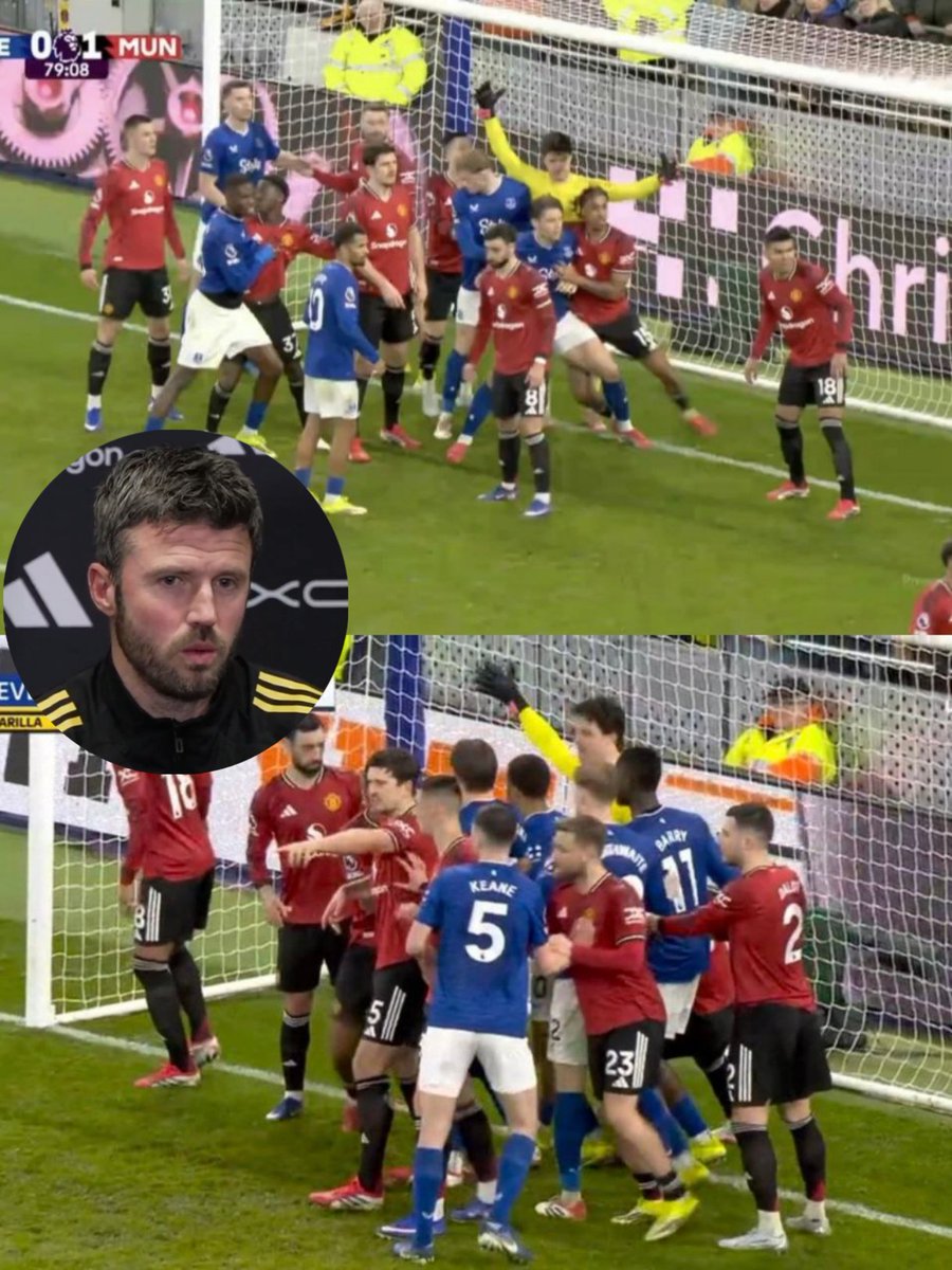🗣️ Carrick tentang taktik corner mengerubungi kiper.

"Saya pikir ini sudah kelewatan, belum lama ini Anda seperti diberi tahu bahwa tidak boleh menyentuh siapa pun di dalam kotak penalti, dan itu akan ditertibkan serta diperketat."

"Namun, hal itu (kontak fisik) tampaknya