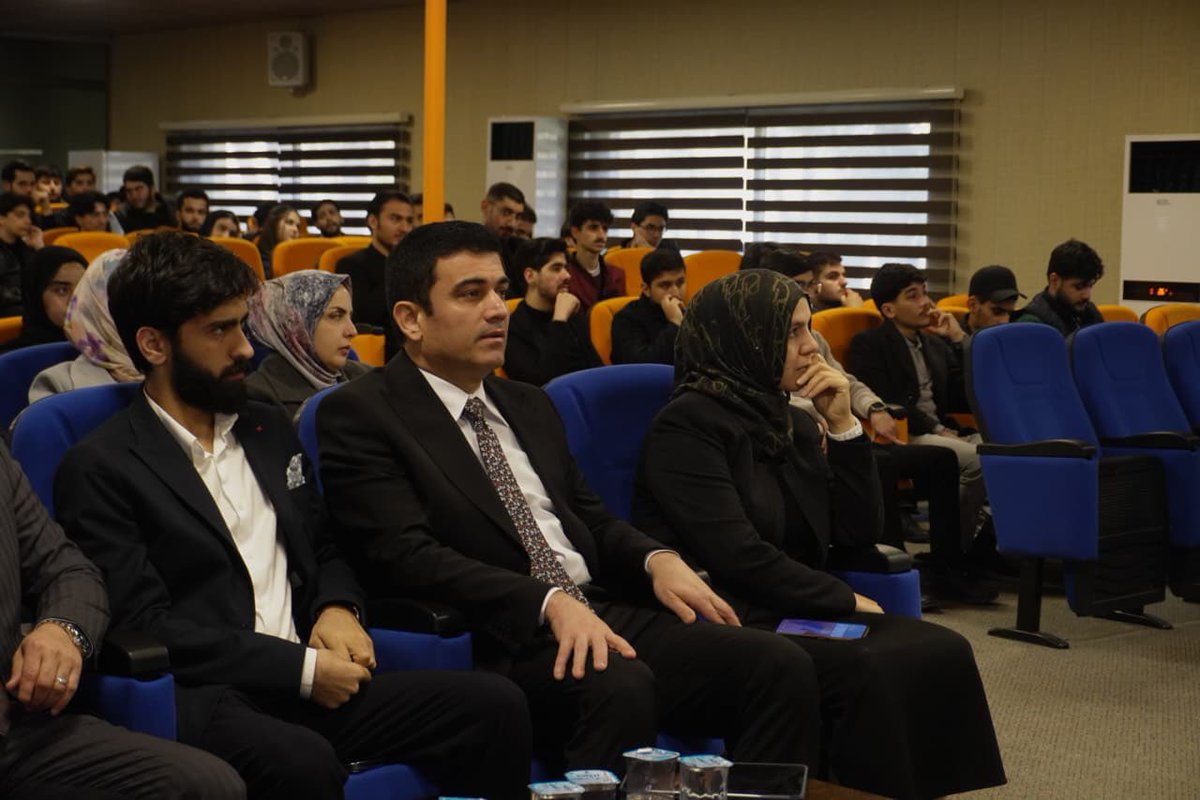 DarvanShvan's tweet photo. @RevgeCo is proud to deliver an AI &amp; IT Career Workshop at Erbil Polytechnic University, inspiring students to explore AI and the future of technology. 🚀

#Revge #AI #TechCareers #FutureOfWork #Erbil https://t.co/yqWI1aK0Na