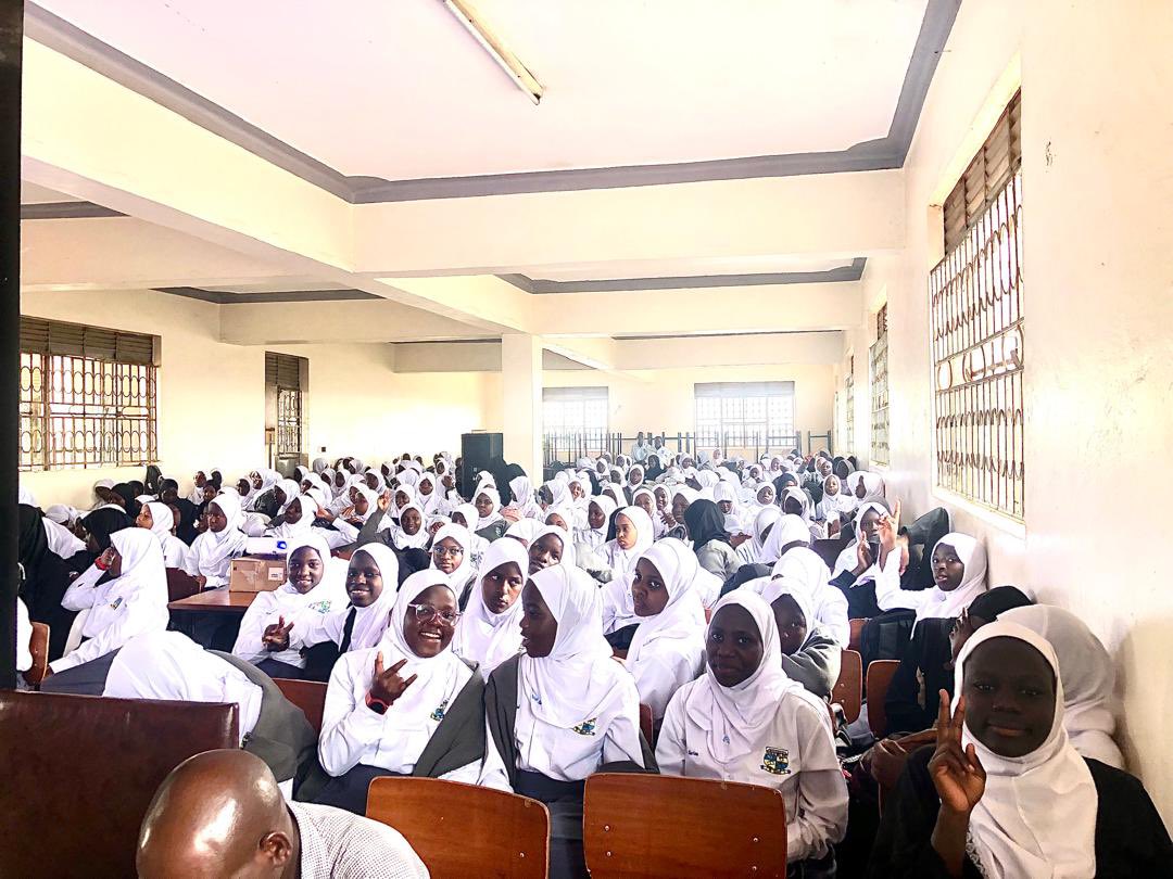 Kawempe_Muslim's tweet photo. S1 @KMSS_Alumni orientation day. Always a pleasure having our own orienting the new ones in this great institution. Thank you KAMOSA for the marvelous contributions since inception. Much obliged! https://t.co/YW1jH0La08