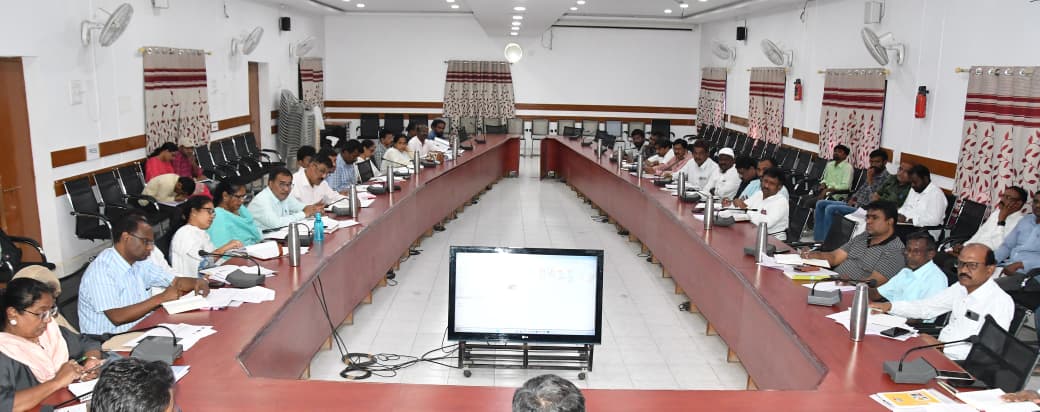 Collector Adilabad tweet media