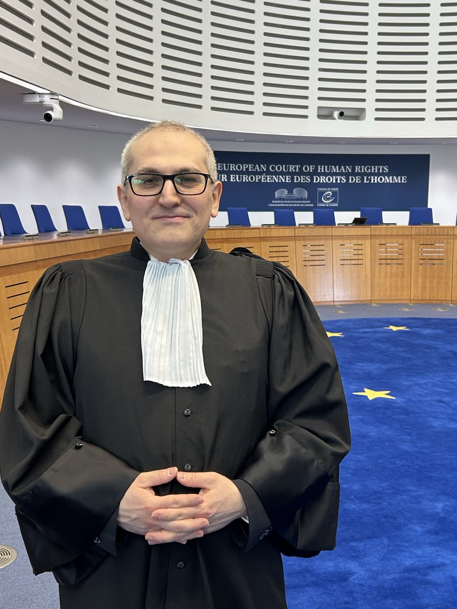 Bugün <a href="/LeventisMG/">Levent Mazılıgüney</a> ve Barrister Alex Tinsley ile birlikte Büyük Daire önünde savunmamızı yaptık. 

Savunma ekibimizden <a href="/aliyildizlegal/">Ali Yıldız</a> in da değerli katkıları oldu. İnsan hakları sözleşmesinin kapsamı anlamında önemli bir dava idi ve Avrupalı hukukçular da ilgiyle takip etti.