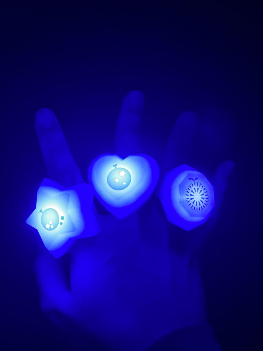 リングライト届いた🙌🏻 今までのリングライトもつけて光らせてみたら