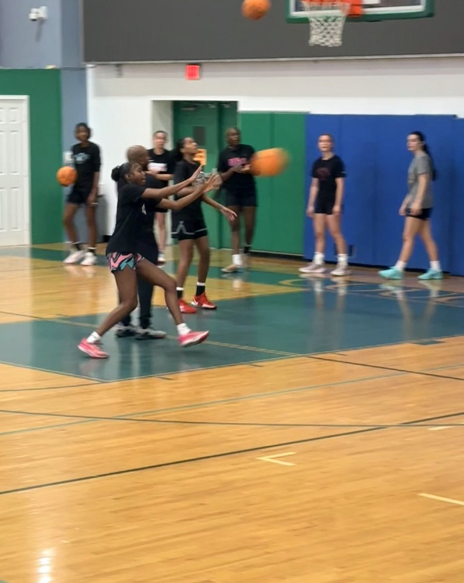 gessicah francois tweet media