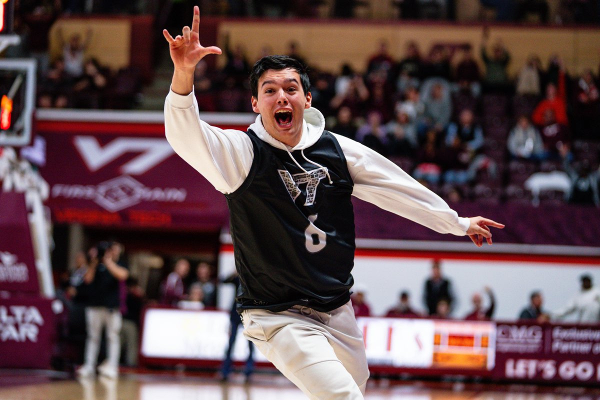 HokieSports tweet media