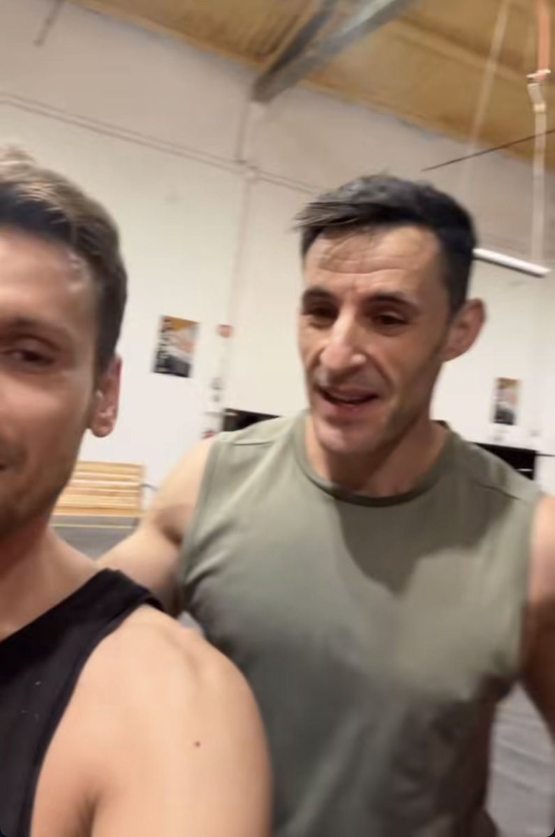 O Marques e o João juntos, que fofos❤️
#1companhia