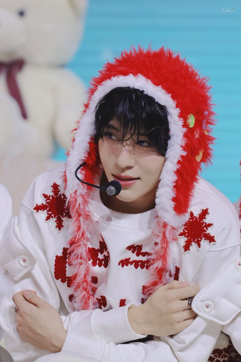 Fall4Sion_ tweet media