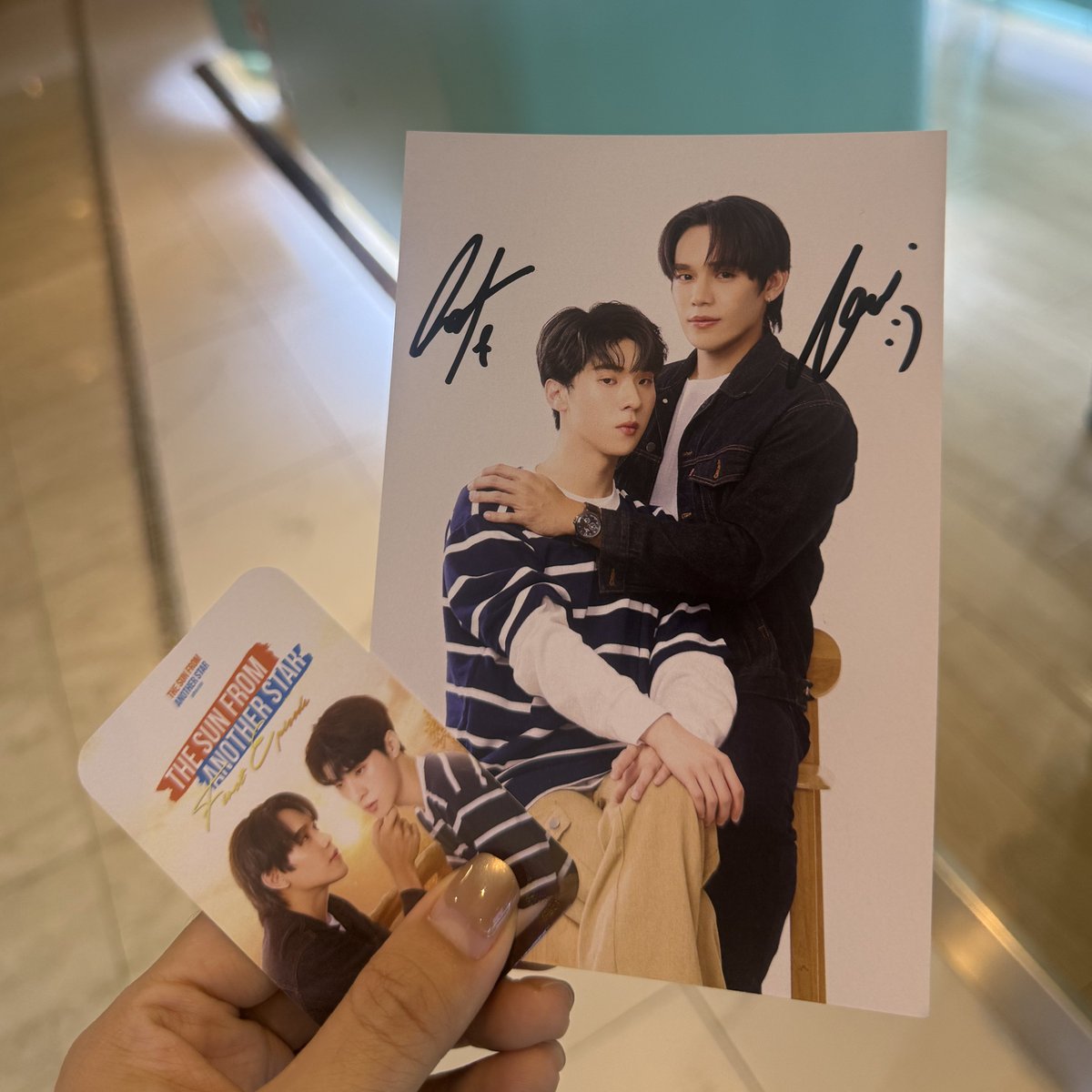 ใครสนใจไหมคะ 300.- 
นัดรับได้ตอนนี้หน้าโรงเลยค่า 

สนใจ dm ได้เลยนะคะ ⭐️⛅️

#TheSunFromAnotherStar
#FoureverYouProjectPart2 #อาทิตย์ดาวตก
#ngernnn #oattrttt #NgernOat #เงินโอ๊ต