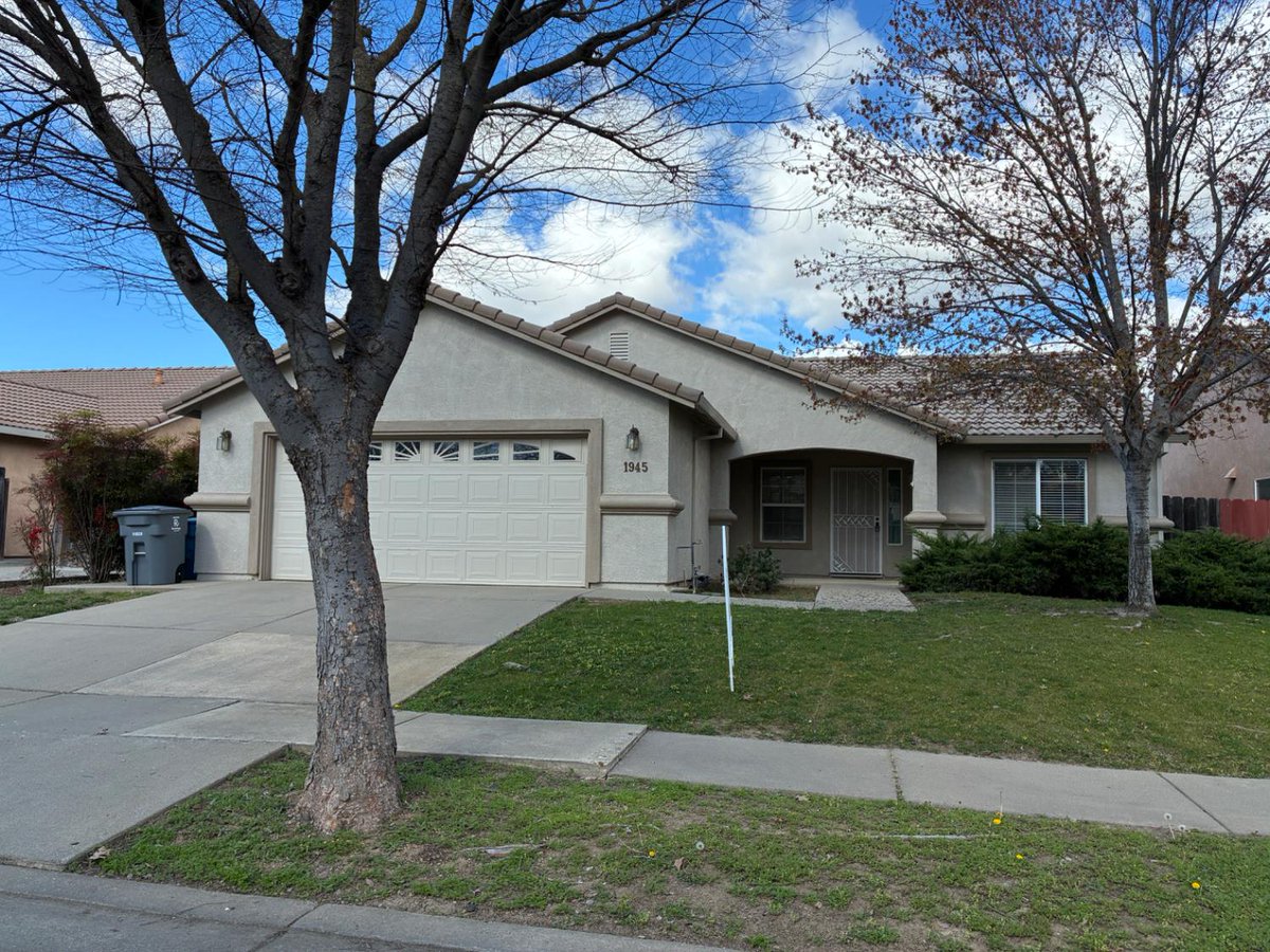 GinnyRitz's tweet photo. 1945 Hunji Drive, Yuba City, CA, 95993
3 bed | 2 bath 1487 Sq. Ft.
Active | 430000
https://t.co/JIAIQkKPfw
A roomy home in a very nice subdivision with minimal traffic. This is a comfortable home with the master bedroom in the rear, and the secondary bedrooms have no common... https://t.co/eEeo7wyN17