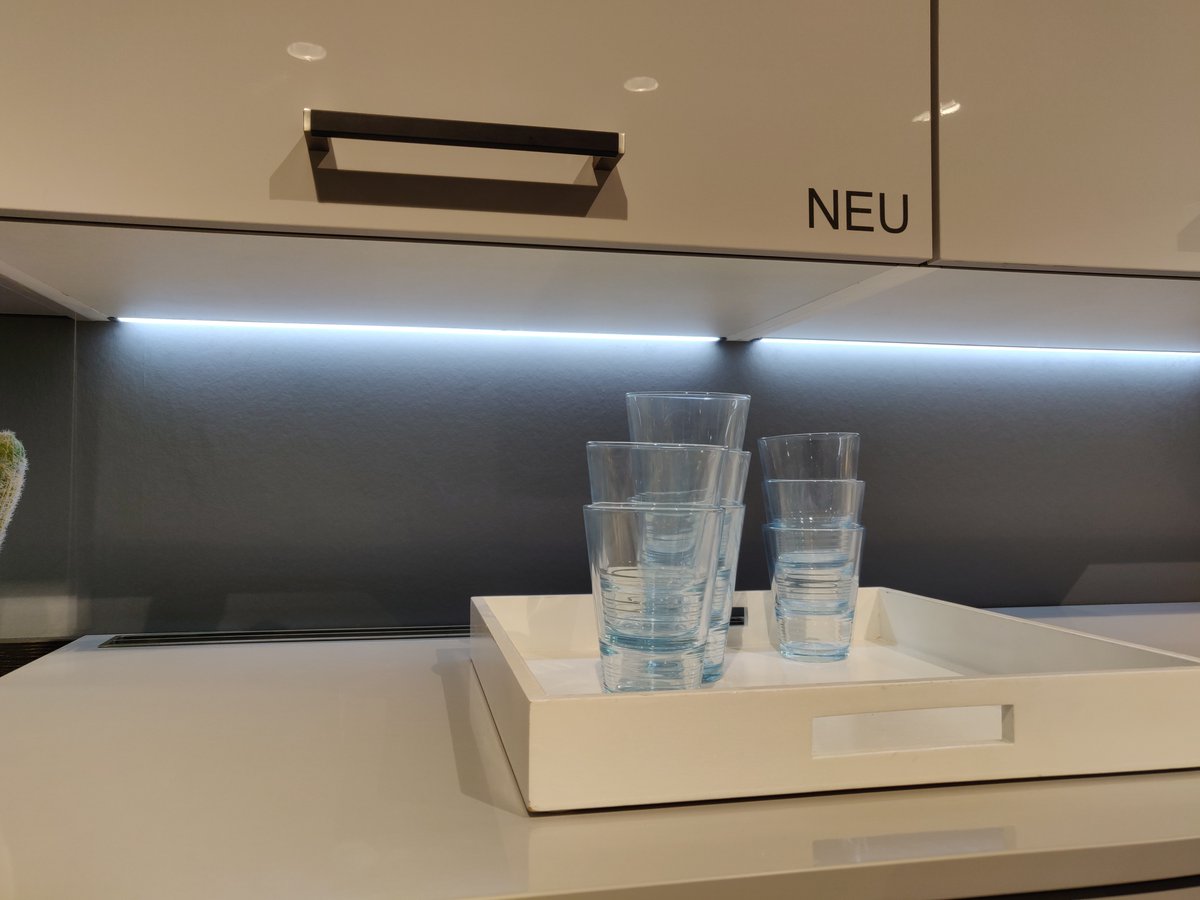 inOneKuechen's tweet photo. Entdecken Sie modernes Küchendesign mit klaren Linien, hochwertigen Materialien und cleverer Ausstattung.
➡Hol dir den Look nach Hause- https://t.co/4FRwskytE4
#Küche #Küchendesign #Kücheninspiration #Küchenideen #Einbauküche #Küchenplanung https://t.co/CSnz6oJi0K