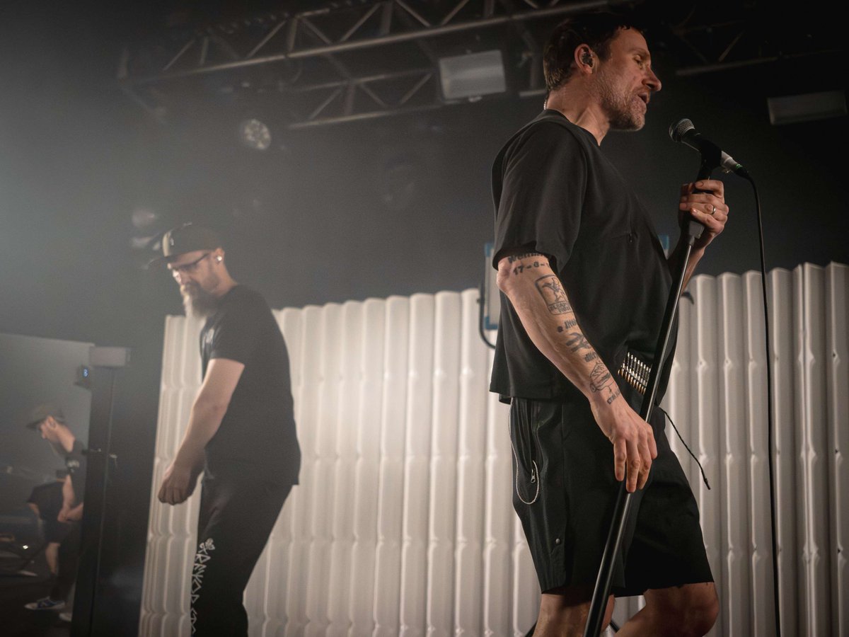 O2AcademyOxford's tweet photo. @sleafordmods owned the stage last week at #O2AcademyOxford and brought the noise πΆ
πΈ @matt_shaw_photo
O2 Academy Oxford β 26.02.2026 https://t.co/jVtKx101ta