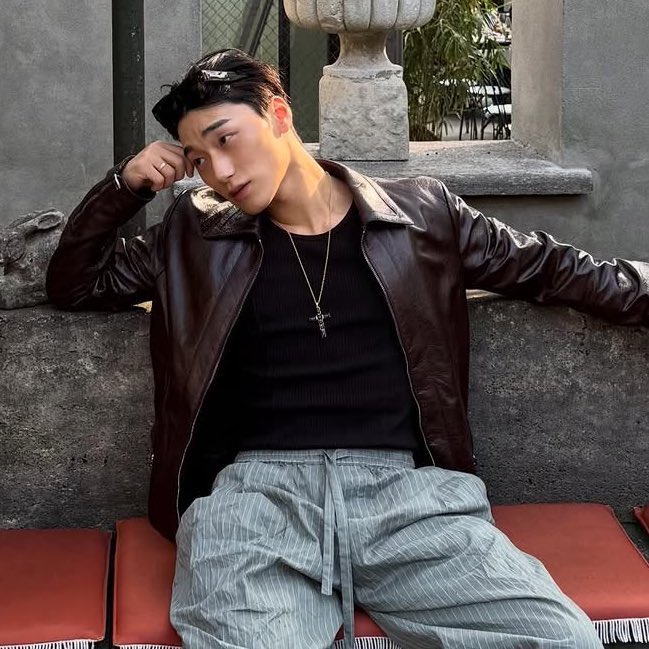 นายไม่มีอะไรทำรึไง

เล่นงิ้วมันได้เงินพอใช้เหรอ

นายไม่ต้องมาใส่ใจหรอก

หยิ่งจังนะแม่คุณ คนอยากช่วยก็รับน้ำใจไว้หน่อยสิ เรื่องค่าเทอมเธอไม่ต้องจ่ายก็ได้ เดี๋ยวบอกเตี่ยไปคุยกับผอให้ 

นายทำดีกับเราหวังผล

หวัง แต่ถ้าเธอไม่เอาแล้วใครจะบังคับเธอได้วะ พรุ่งนี้เดี๋ยวเอามอไซมารับนะ