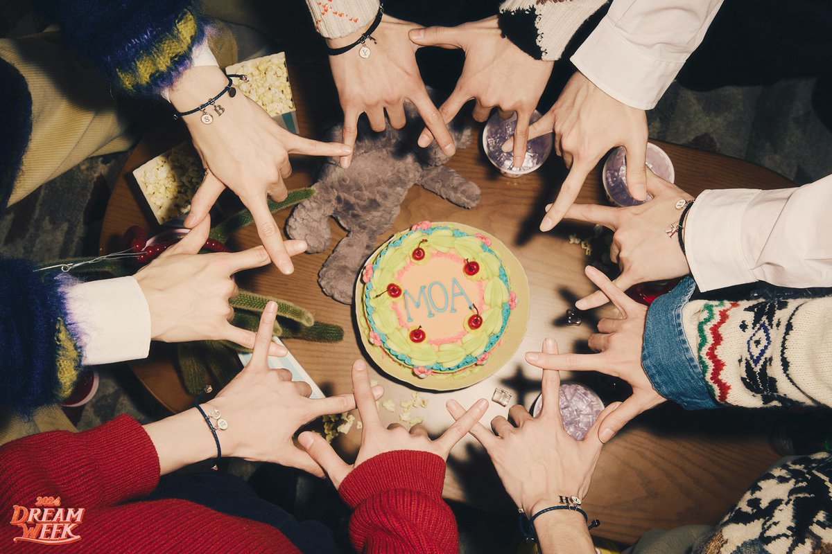 𝗶𝘇𝘂𝗺𝗶 tweet media