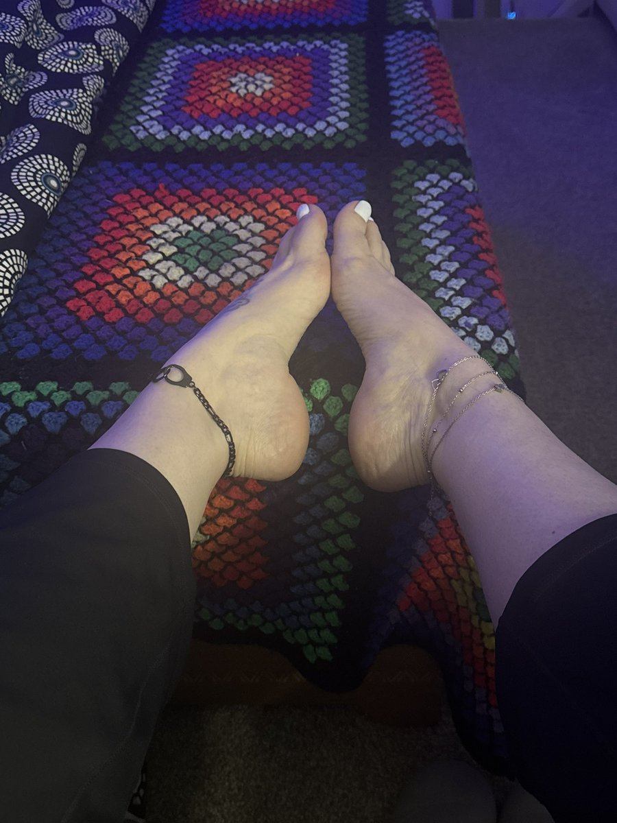 What belongs to me <a href="/Migosgoodgirl/">Jessica Robyn</a> 

#footfetısh #pawg #sexyfeet #whitetoes