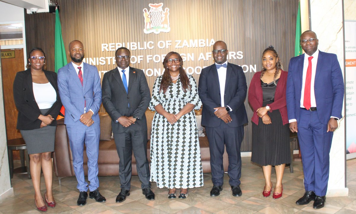 ZambiaMFAIC's tweet photo. At the Charter House today, Ms. @EtambuyuG, Permanent Secretary International Relations and Cooperation, Ministry of Foreign Affairs and International Cooperation received Mr. Kalengo Simukoko, Acting Chief Executive Officer for the Zambia National Commercial Bank #ZANACO. https://t.co/ffqTzyFkJQ
