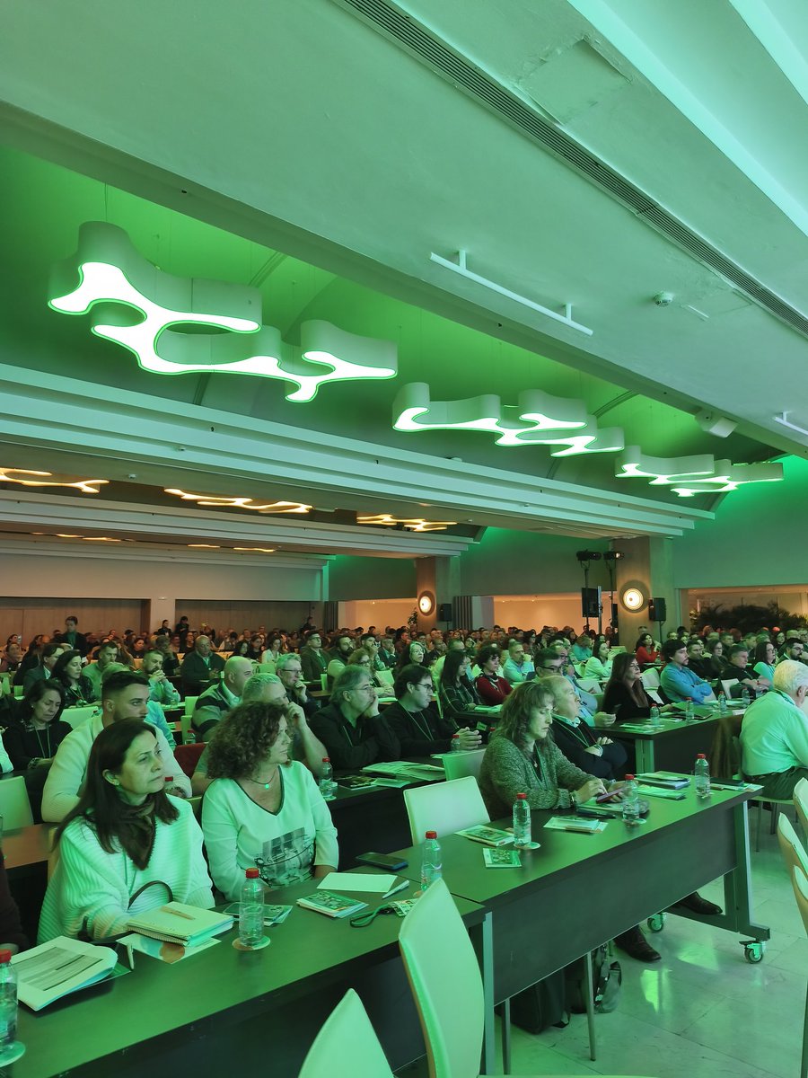 eComercioAgr's tweet photo. Mesa redonda : La Visión de la industria de #Fitosanitarios y #semillas del reglamento ómnibus de la UE para la Sanidad Vegetal 🍅
#18SymposiumSV
@AefaAgro
@aepla_asoc #aprove @ibmaspain
#ECaFruits
@COITAND https://t.co/IkEphamQsf