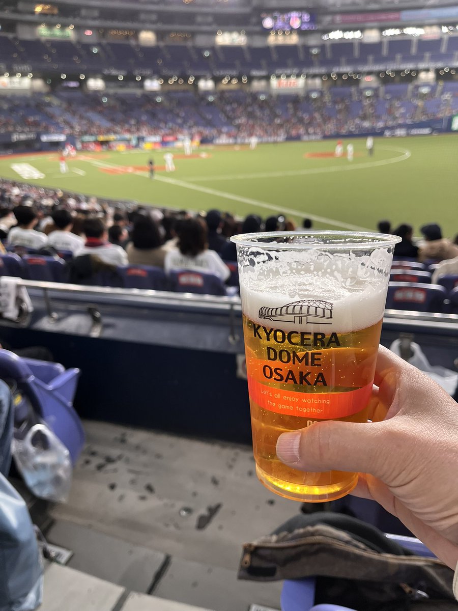 inst_yamamoto's tweet photo. オリックスバファローズ京セラドームオープン戦初日観戦しました。完封リレーで広島カープに勝ちました。
ビールが900円なのと神戸さんが卒業なのに驚きました。 https://t.co/zHOf2Emqvk