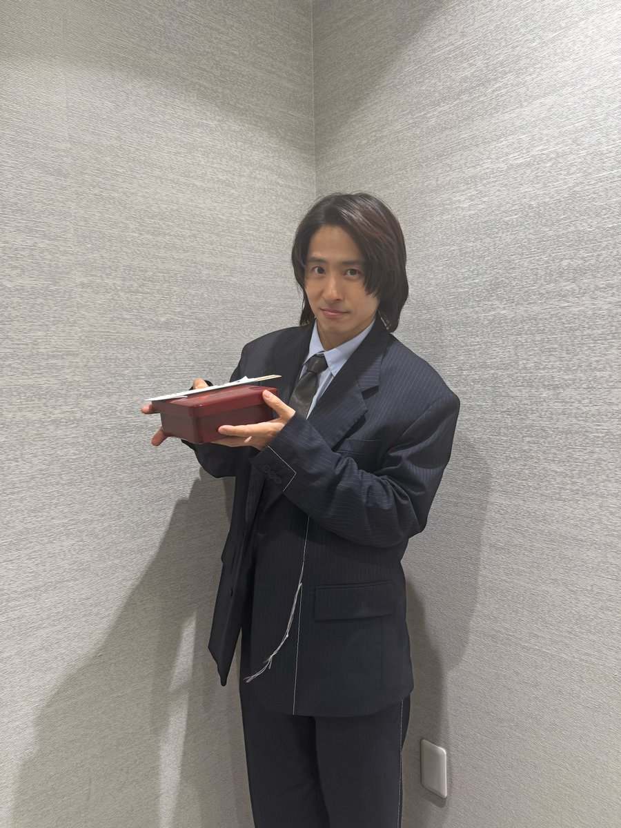 三宅健　レア　ミラー　V6 解散　プレミア　新品未開封 テレビ東京系 2択チョイスTV「花粉症…熊…ニセ警察詐欺…遺産トラブル…2