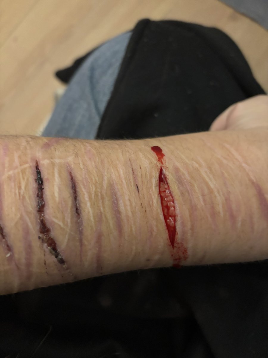 ‧ ₊ ˚ ♪ 𝄞 ₊ ˚ ⊹ tweet media