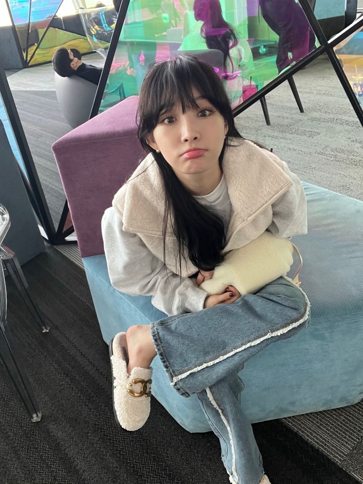 Aurilvoe's tweet photo. ᅠᅠ
ᅠ ⠀

With bangsᅠᅠᅠᅠWithout bangs.

ᅠᅠ
ᅠ ⠀ https://t.co/Eb0Ho6ehwP