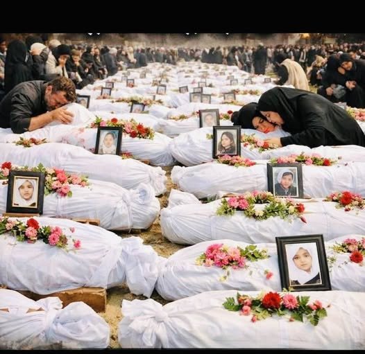 "Savaşın bile bir ahlakı var" 
Olmalıdır!
#SavaşaHayır
#NoWar