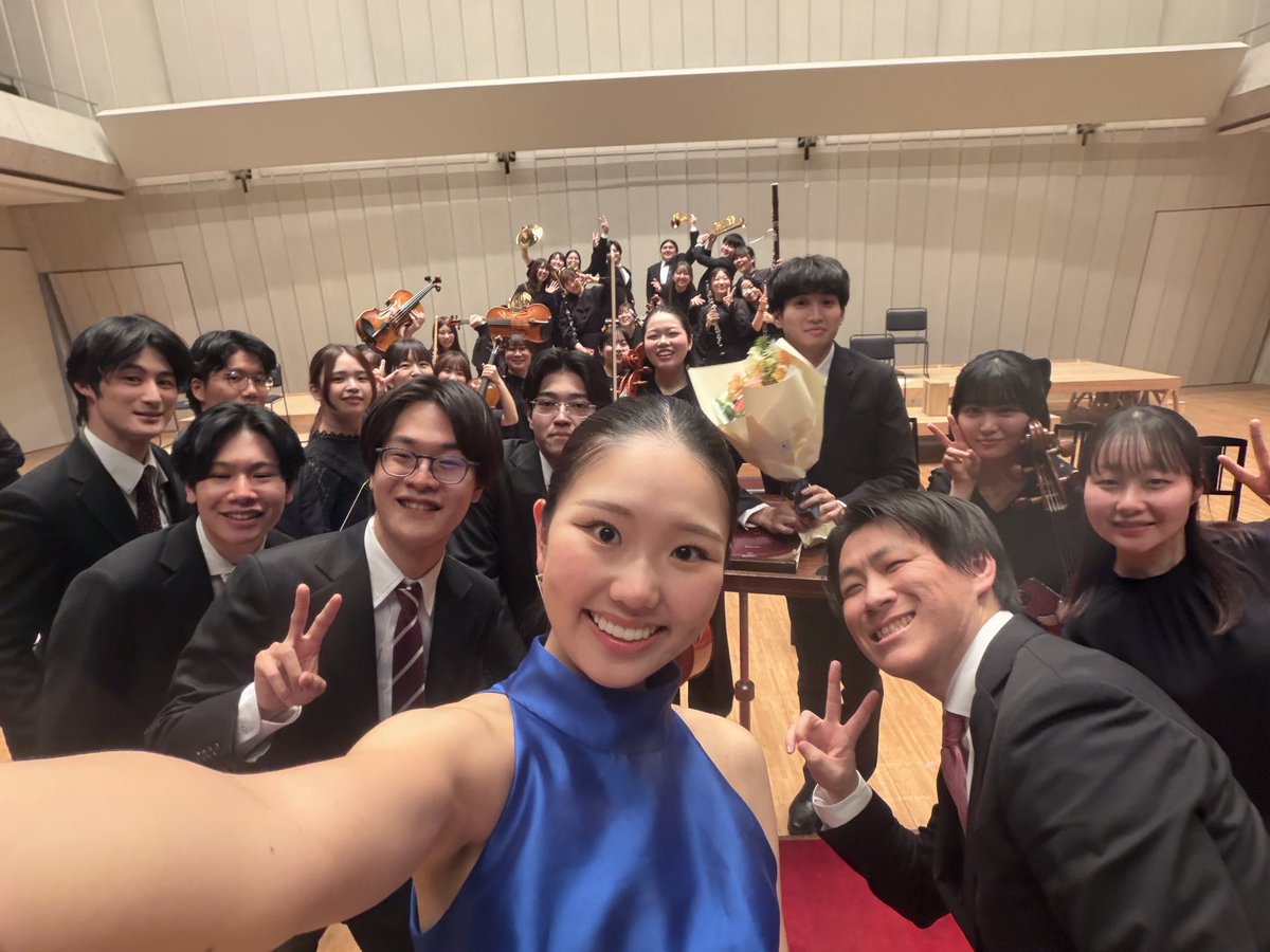 ayane_tsuno_pf's tweet photo. 終演！💐
指揮の副島くんとオーケストラのみんな、本当にありがとう〜😊✨ https://t.co/RJ1FFpGJQj