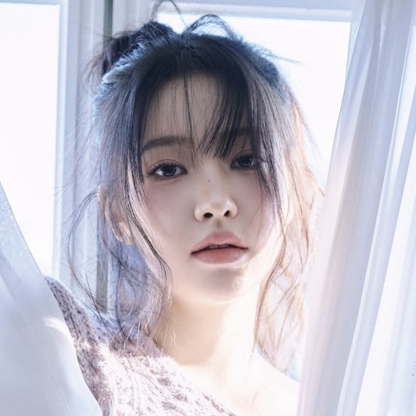 PopCrave's tweet photo. Happy 27th birthday to the talented Yeri of #RedVelvet. https://t.co/GKWNbCt418