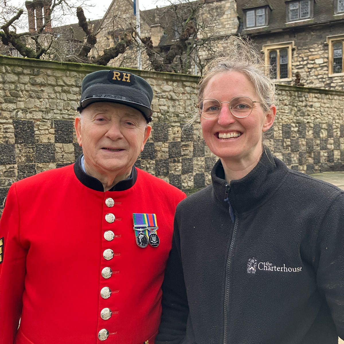 CharterhouseEC1's tweet photo. Our Horticulture team was delighted to host some very special guests last week! We welcomed Trevor and Ric Glen, Head of Landscape at the iconic Royal Hospital Chelsea, for a tour of our historic buildings and gardens.

Between exploring our grounds and diving into our history, they even found a moment to drop by the Community Space for a well-earned cuppa and a chat. 

It’s always a privilege to share our spaces with fellow heritage and horticulture enthusiasts!

#HeritageGardens #RoyalHospitalChelsea  #CommunitySpace #ChelseaPensioners