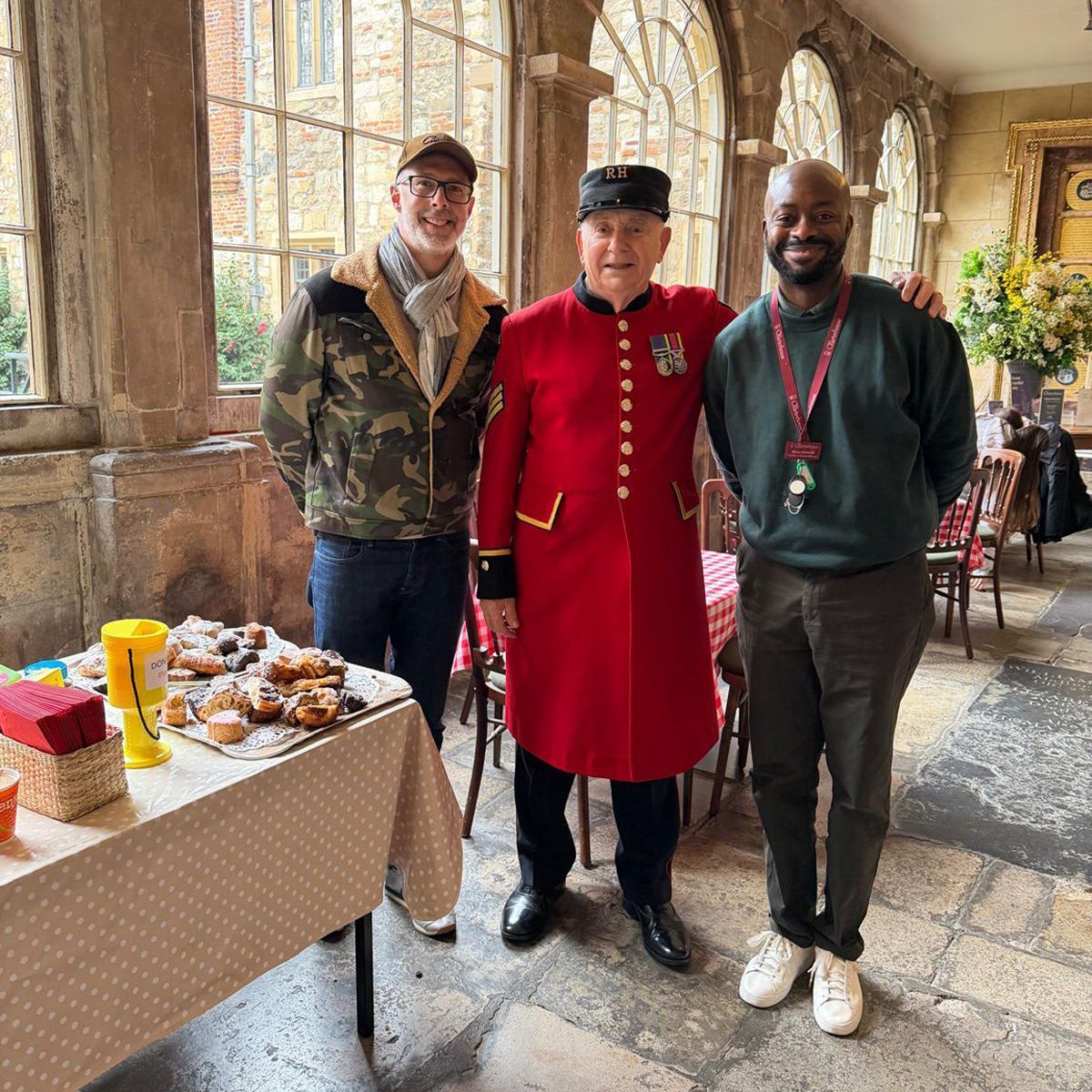 CharterhouseEC1's tweet photo. Our Horticulture team was delighted to host some very special guests last week! We welcomed Trevor and Ric Glen, Head of Landscape at the iconic Royal Hospital Chelsea, for a tour of our historic buildings and gardens.

Between exploring our grounds and diving into our history, they even found a moment to drop by the Community Space for a well-earned cuppa and a chat. 

It’s always a privilege to share our spaces with fellow heritage and horticulture enthusiasts!

#HeritageGardens #RoyalHospitalChelsea  #CommunitySpace #ChelseaPensioners