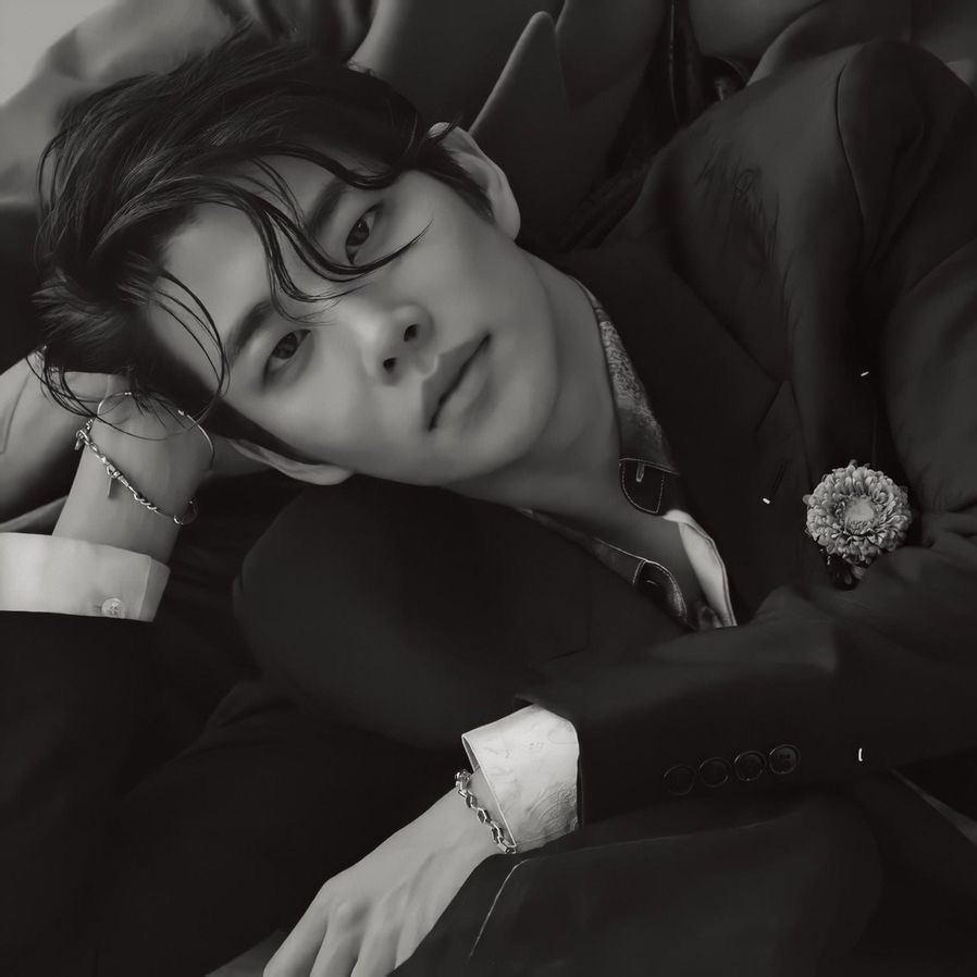 Happy 32nd birthday to the talented MJ of #ASTRO.