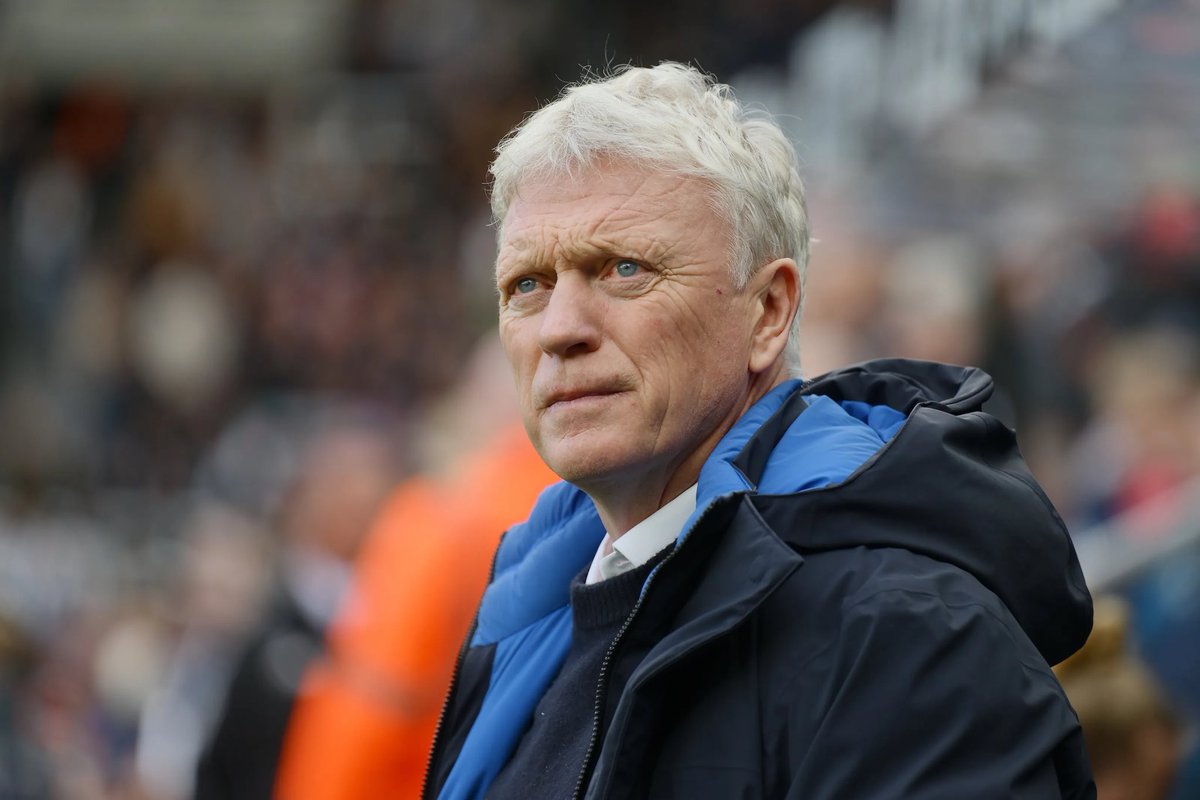 NilSatisNews's tweet photo. 📈Last night was Everton’s 20th victory in 48 Premier League games since David Moyes returned to the club in January 2025.

To put it into perspective during the 2021/22 & 2022/23 season, Everton only had a combined 19 wins across two seasons (76 games). 

Some turnaround & job the gaffer has done 👏 long may it continue! 💙