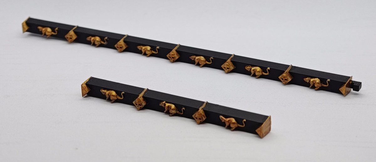 戦鎚馬男 tweet media