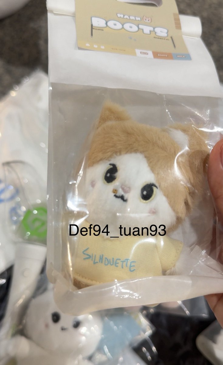 Def94_Tuan93's tweet photo. น้อง boots Nola ตัวล่ะ 870 รวมส่ง สนใจเดมค่ะ #ตลาดนัดอากาเซ่ #ขายของสะสมgot7 #GOT7 #ตลาดนัดอากาเซ https://t.co/BbB1bCqnvh