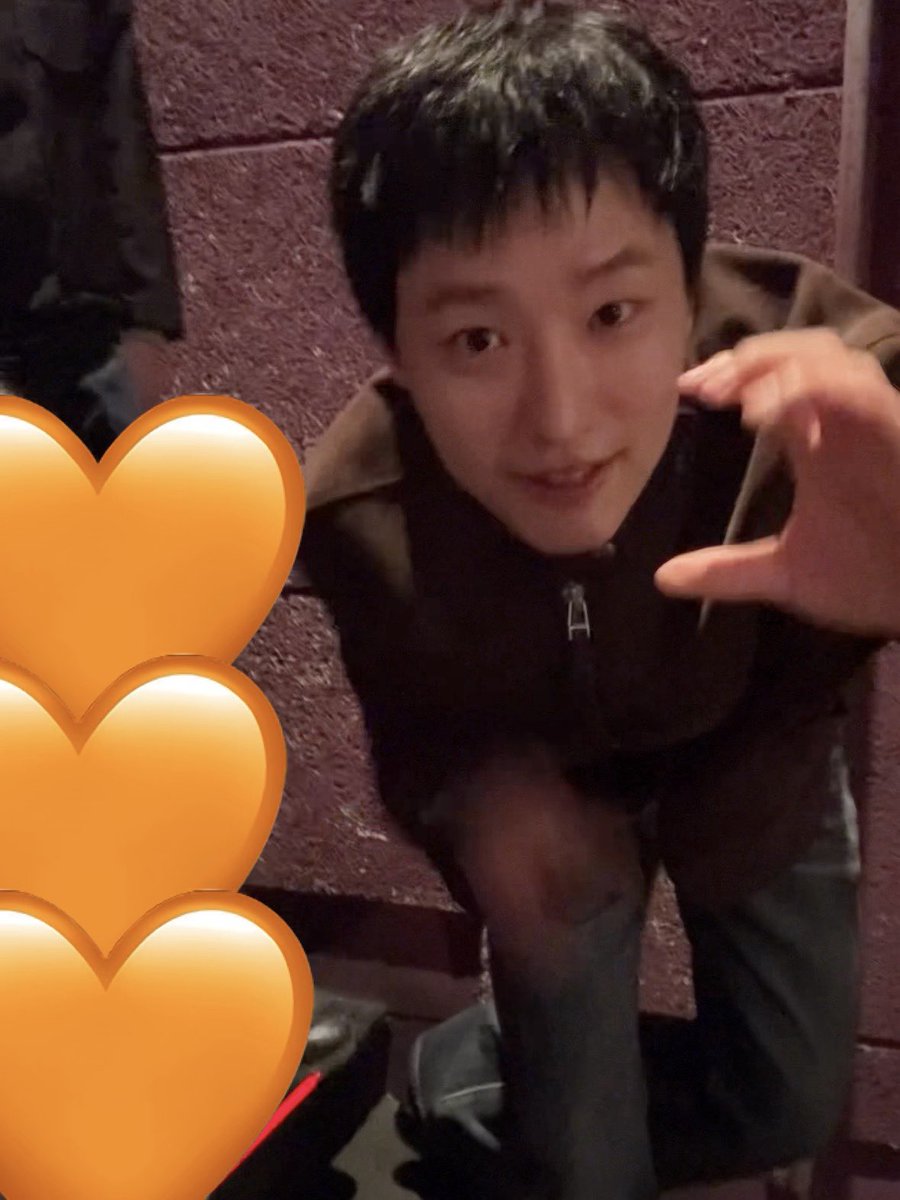 ❤︎︎ tweet media