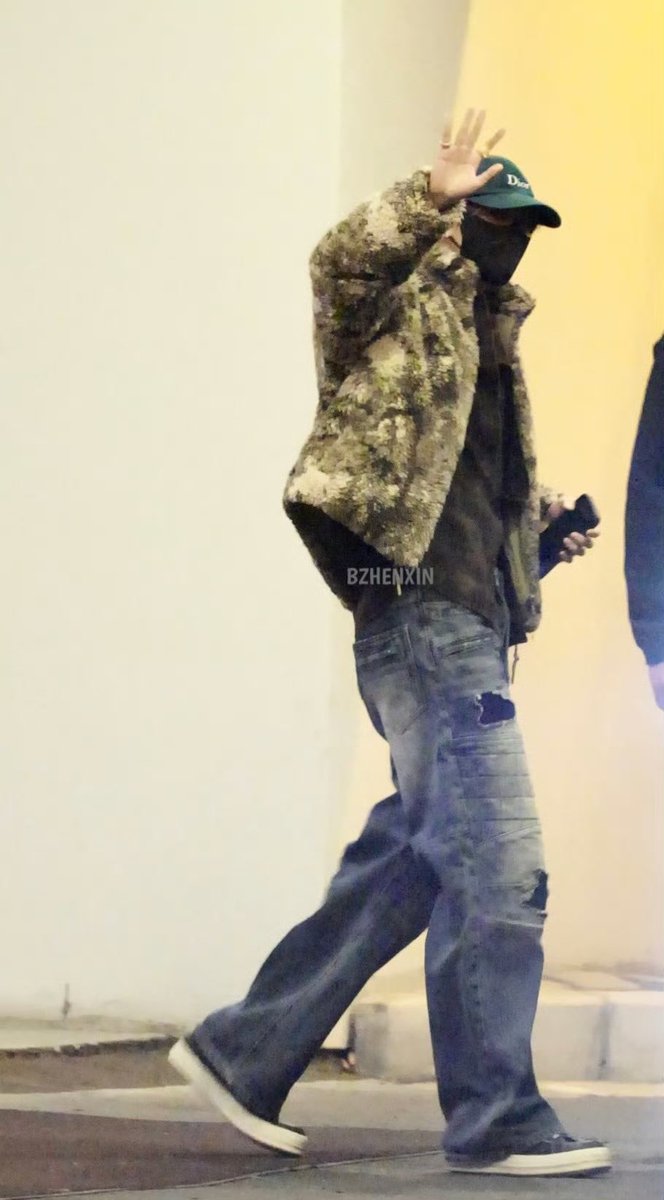 สุดหล่อของผมขายาวมากกกกกอ่ะ หล่อจัง🤭