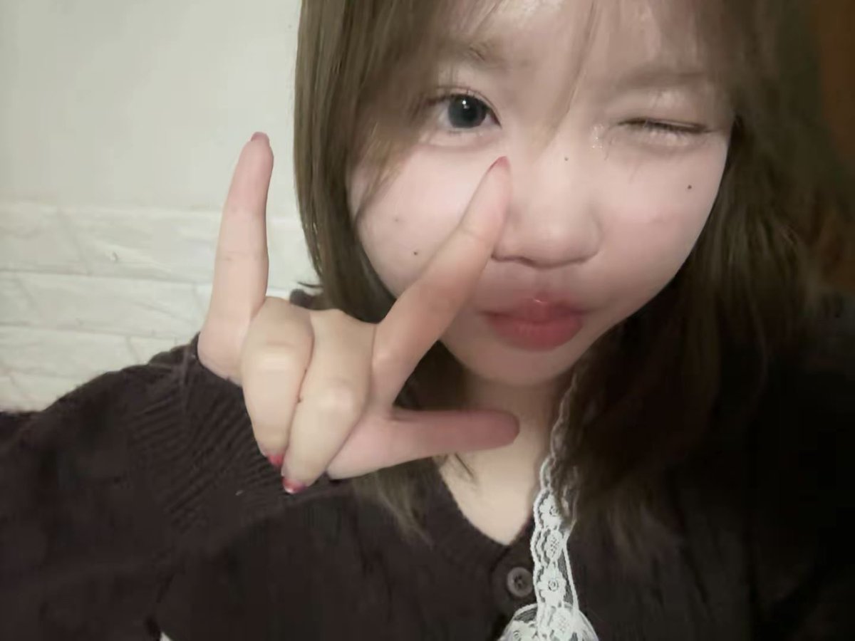 เหมือนแอนในด้านผมเสีย >< #briizeselcaday