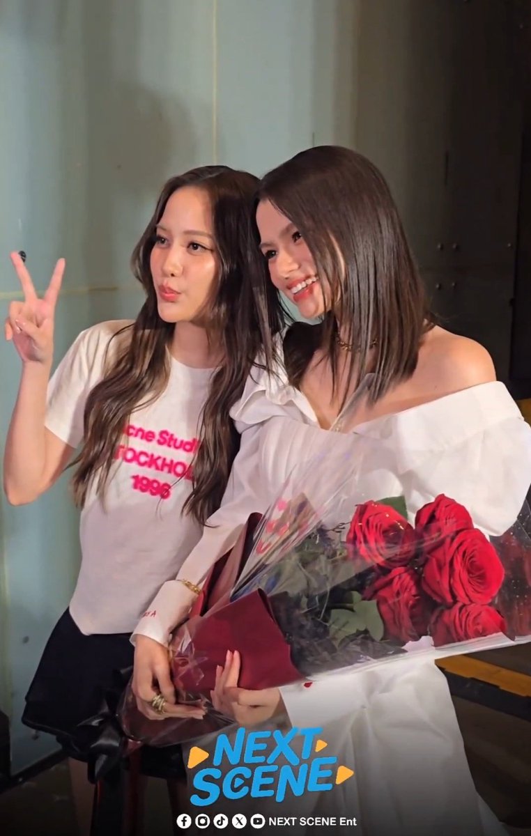 ทีความสุขจัง😊

BECKY GFNW AT SIAM PARAGON
#GFNWTheResetGala
#ฟรีนเบค #FreenBecky