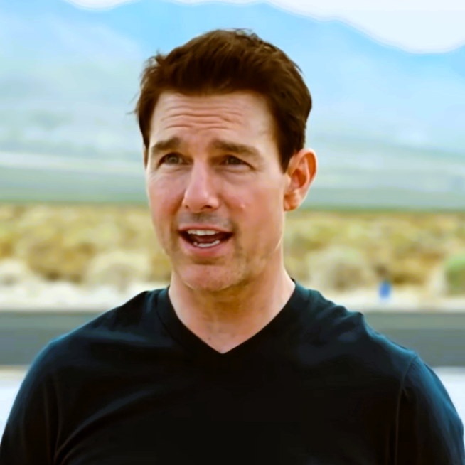 HuntIlsa's tweet image. Little hottie