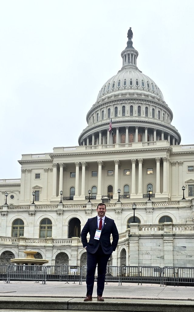 edmondboxmd's tweet photo. Honored to be able to attend #ACSLAS26 to advocate on Capitol Hill with a scholarship from @Florida_ACS representing surgeons and surgical patients.  @RASACS @AmCollSurgeons @SurgeonsVoice https://t.co/YKgSaJhuMo