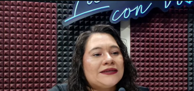 ysuca91siete's tweet photo. #LaEntrevistaYSUCA | Muchas veces no se reconoce a las mujeres cuidadoras, a quienes alimentan y sostienen a sus familias, ni a las mujeres veteranas de guerra, señala Keyla Cáceres de la Asamblea Feminista. https://t.co/H1mjiqyfbf
