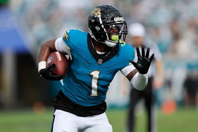 The three guys I’d like to see resigned 
Best chance - Brown
Possible chance - Gardeck
Slim but would like chance - Etienne