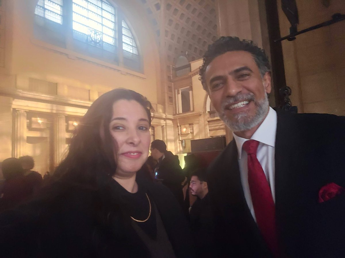 JigsawPolice's tweet photo. الي مستنيك بالليل النهارده :

اسْلَمِي يا مِصْرُ إنِّنَي الفدا
ذِي يَدِي إنْ مَدَّتِ الدّنيا يدا https://t.co/7TQGap7nwm
