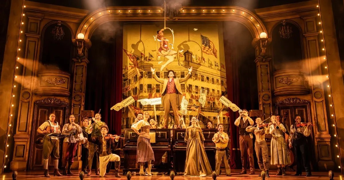 LondonTheatre1's tweet photo. ⭐⭐⭐⭐⭐
Barnum (2026 tour) – @TheatreRoyalBTN  
"Very highly recommended! If you cannot get to Brighton, it is on an extensive tour and a “must see”!"
@johngro26162901 
https://t.co/MNX1ozQLKJ https://t.co/9bug8itCFz
