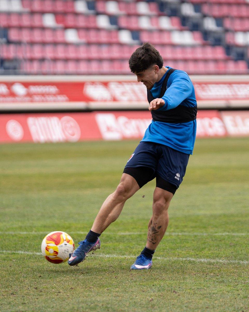 CD Numancia tweet media