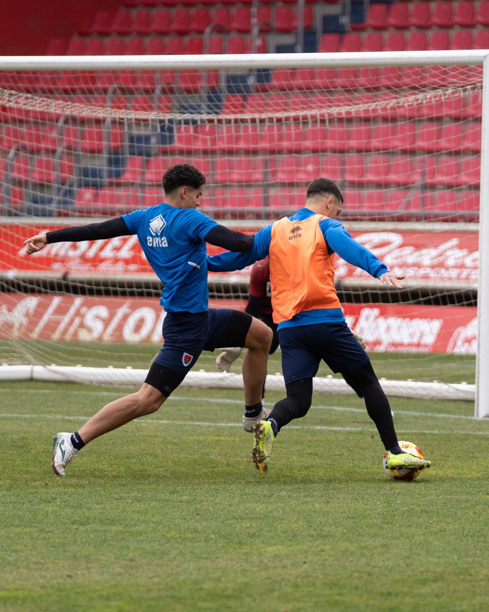 CD Numancia tweet media