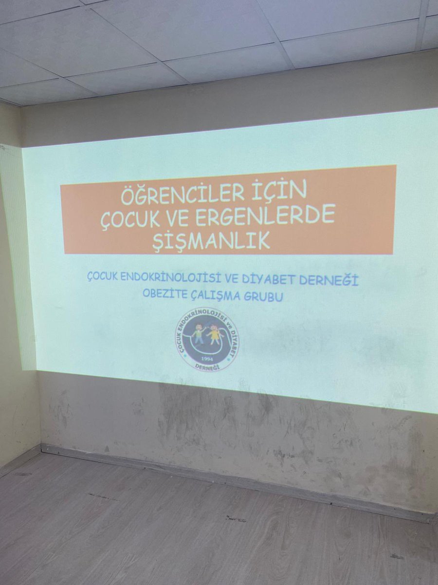 manisamemsaglik's tweet photo. 🥦4 MART DÜNYA OBEZİTE GÜNÜ ETKİNLİKLERİ 💪🏻
Saruhanlı/Neval Yaralı Milli Egemenlik İlkokulunda obezite farkındalık eğitimleri verildi.
#obezite #4mart #okulumdasağlıklıbesleniyorum
@tcmeb @Yusuf_Tekin @meb_dhgm @omurfatih @mebisgb @ozkan_meb https://t.co/3Got6DlQ0u