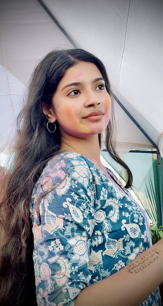 Sharmishta__19's tweet photo. Wishing everyone a very happy and colourful Holi! 🙏🩵
#Holi2026 https://t.co/5XRAEfGu0i