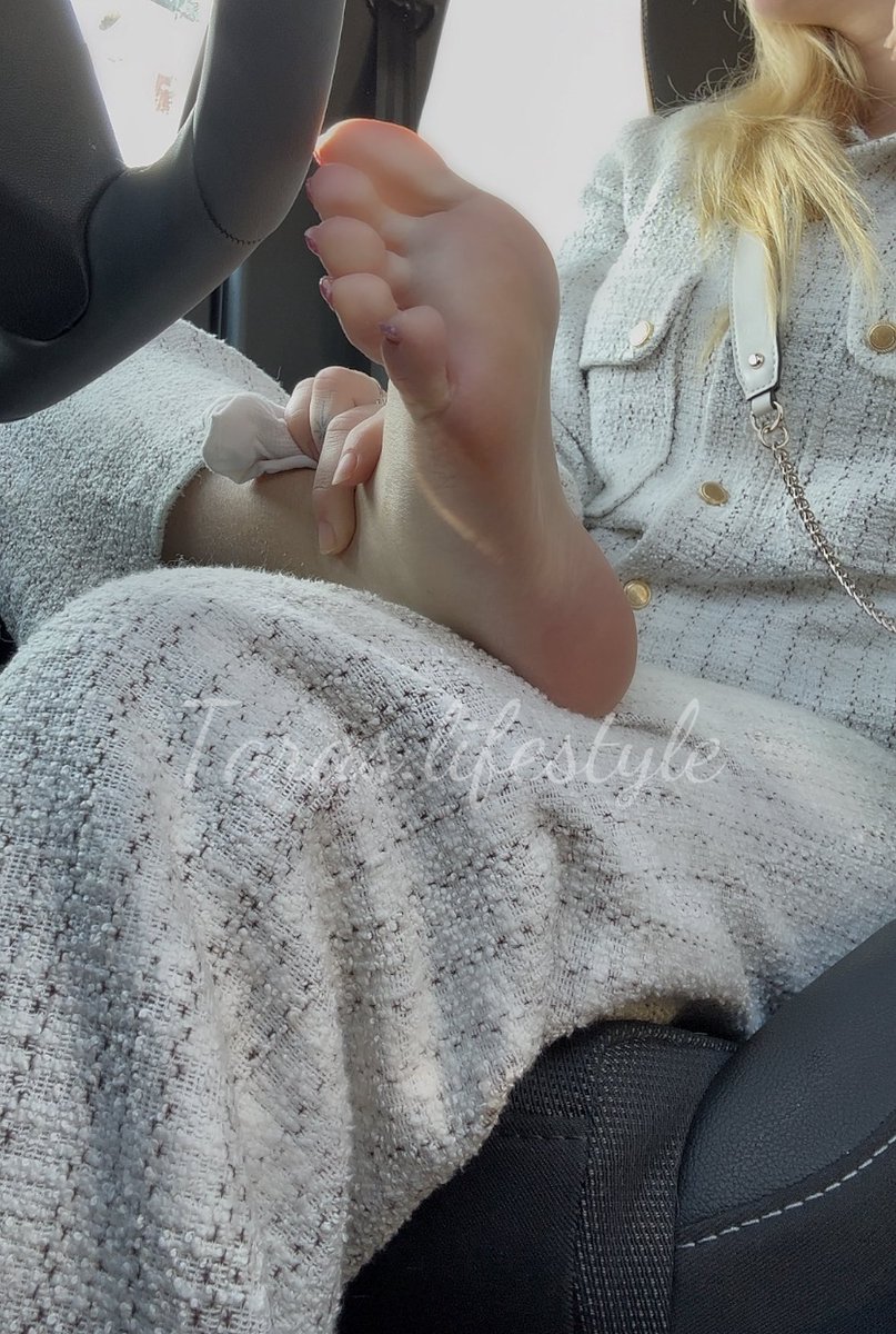 Like❤️ for TOES
Retweet🔂 for ARCHES